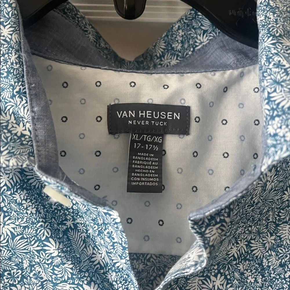 Van Heusen stylish blue